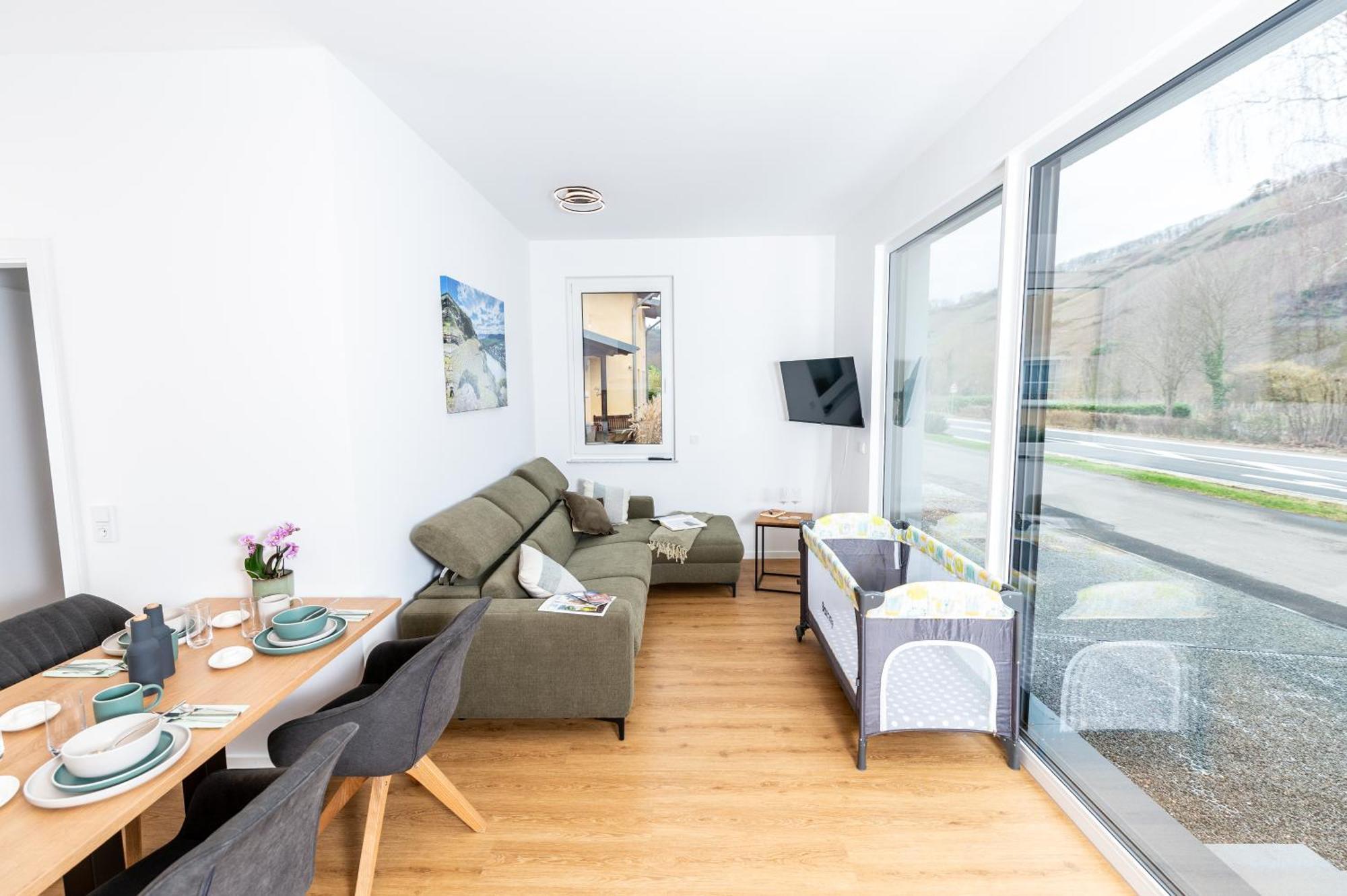 Erden Apartment Weingut Dr Hermann I מראה חיצוני תמונה