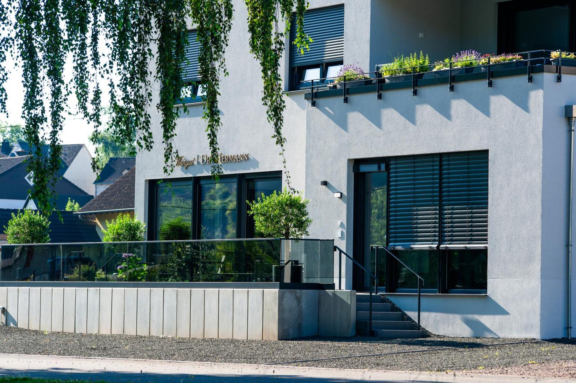 Erden Apartment Weingut Dr Hermann I מראה חיצוני תמונה
